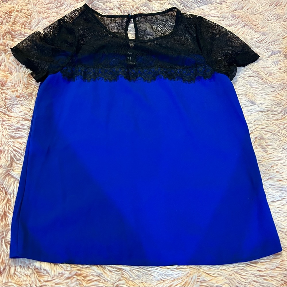 Forever 21 blue w black lace. Short  sleeves blouse Size Small